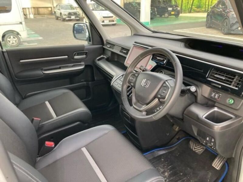 STEPWAGON SPADA