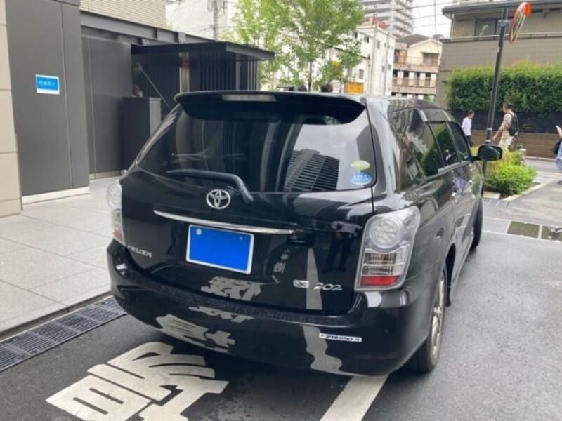 COROLLA FIELDER