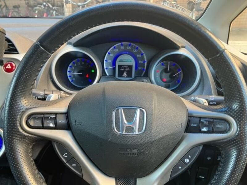 FIT HYBRID