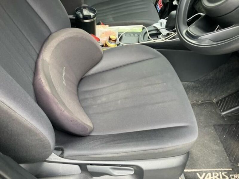 YARIS CROSS