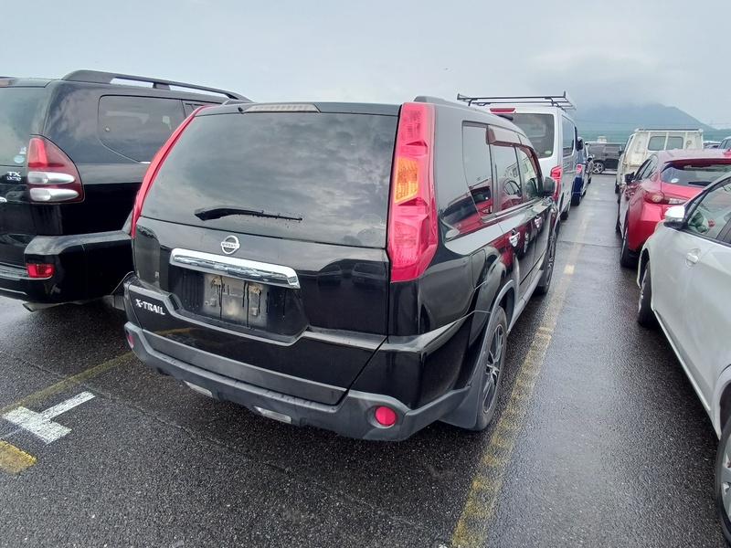 X-TRAIL