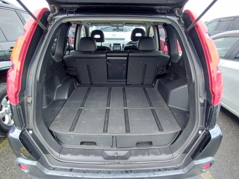 X-TRAIL