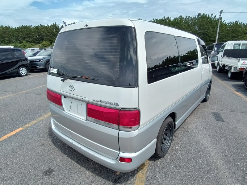 HIACE REGIUS