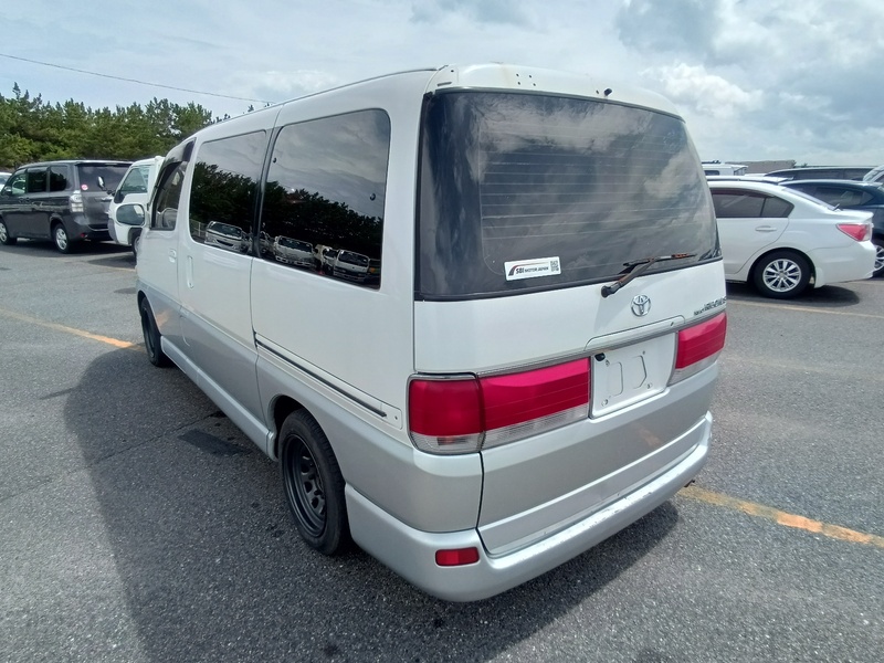 HIACE REGIUS
