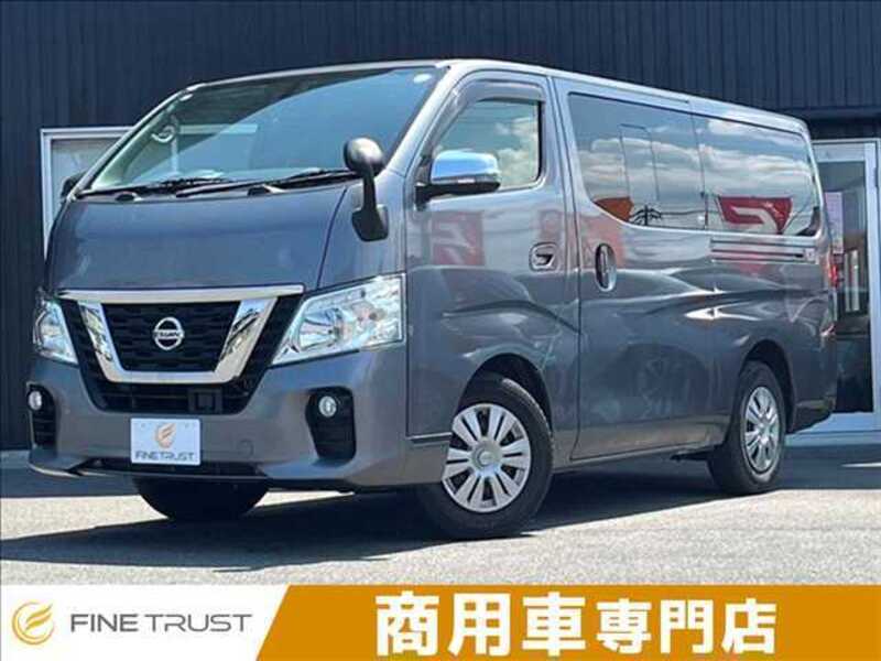 NV350 CARAVAN-0
