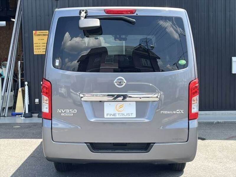 NV350 CARAVAN