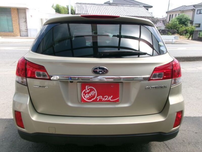 LEGACY OUTBACK