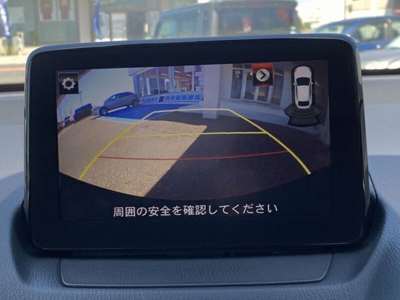 MAZDA2