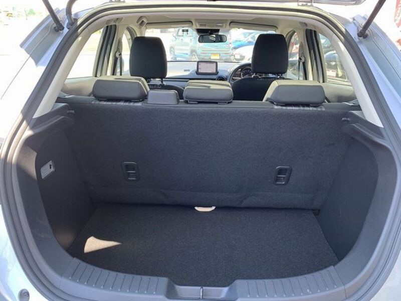 MAZDA2