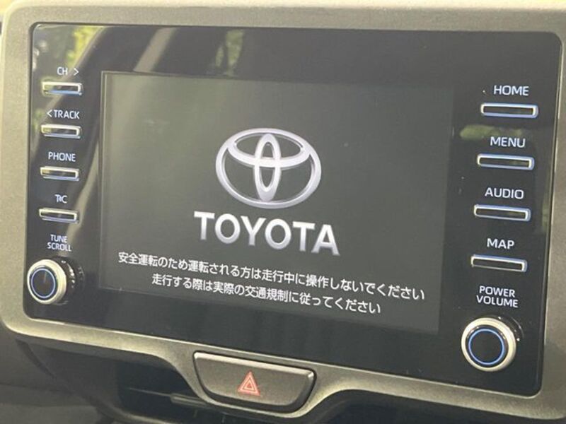 YARIS CROSS
