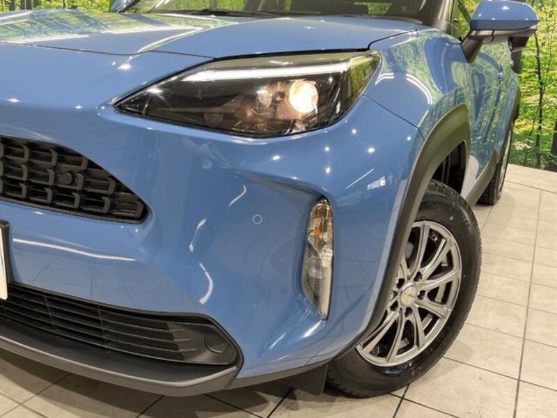 YARIS CROSS