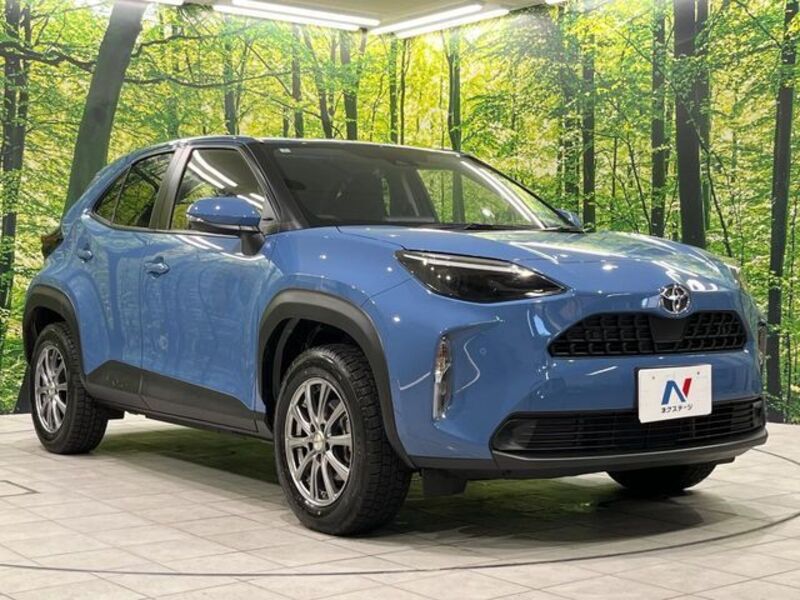 YARIS CROSS