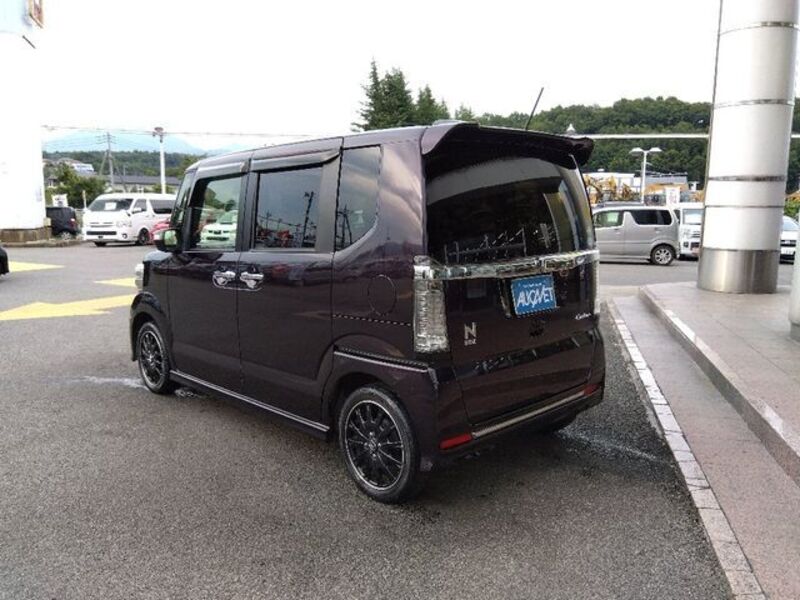 N BOX CUSTOM