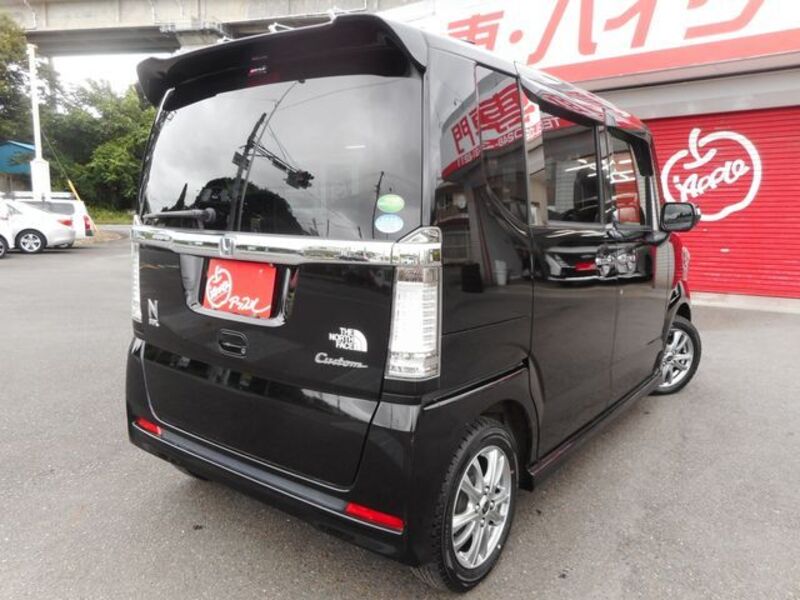 N BOX CUSTOM