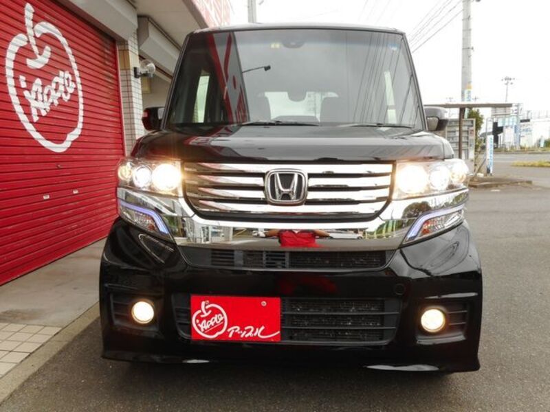 N BOX CUSTOM
