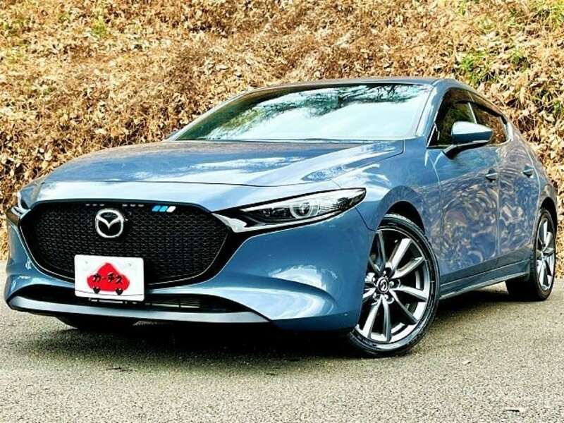 MAZDA3-0