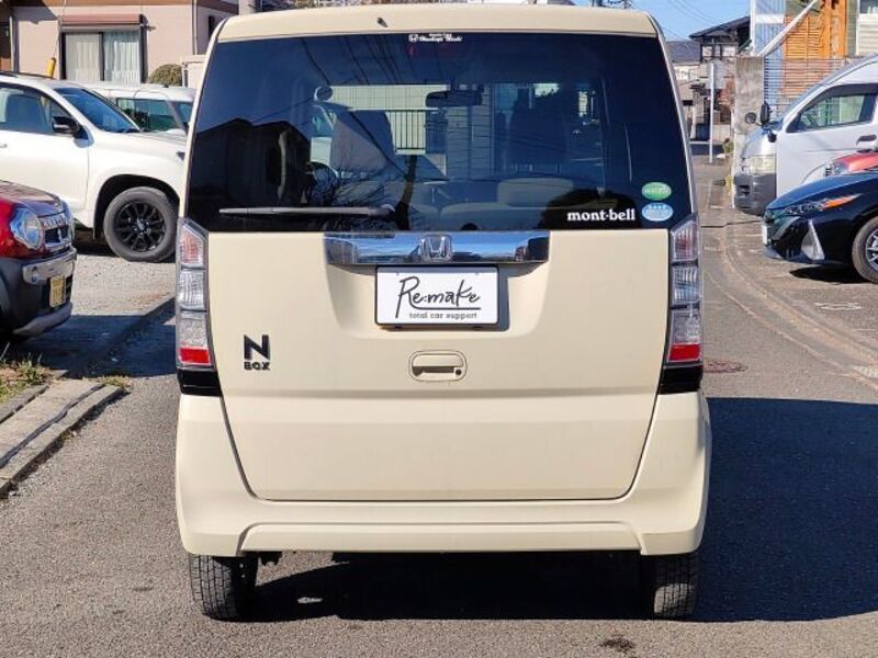 N BOX