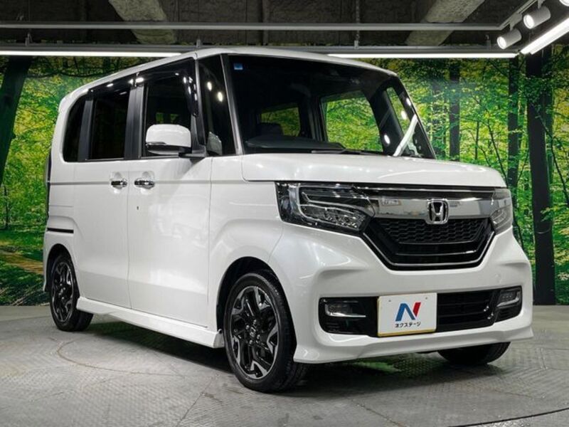 N BOX CUSTOM