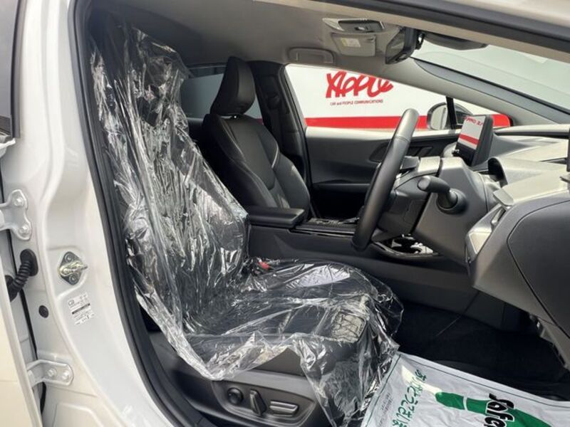 PRIUS PHV