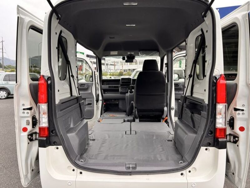 N-VAN