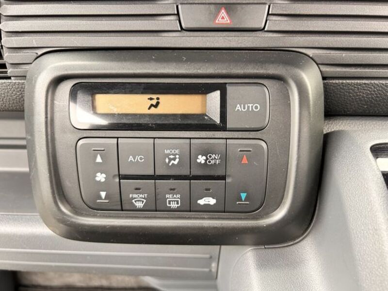N-VAN