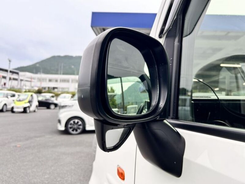N-VAN