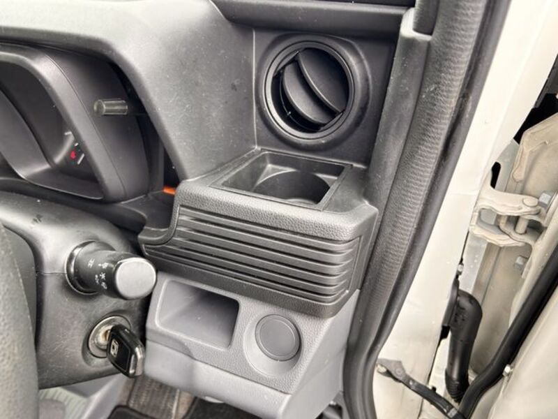 N-VAN