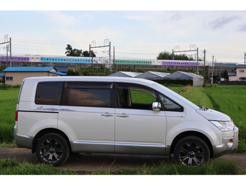 DELICA D5