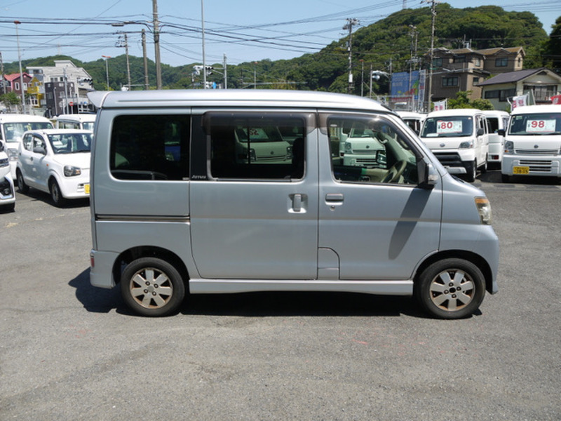 ATRAI WAGON