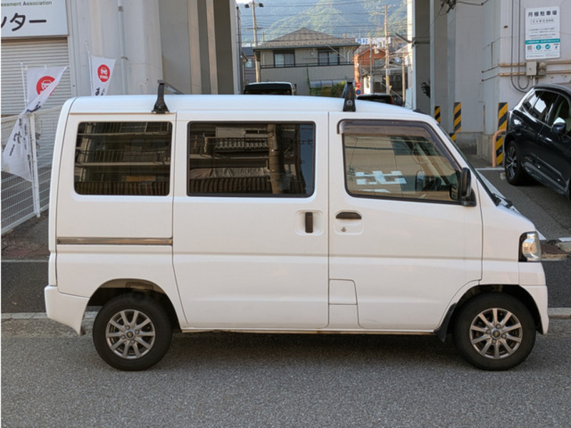 MINICAB VAN