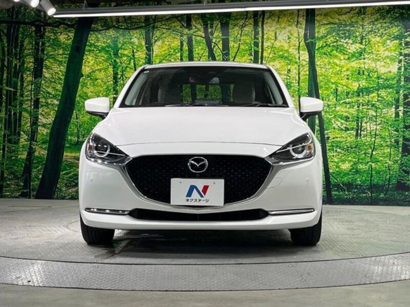 MAZDA2