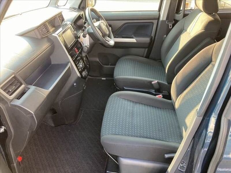 ROOMY