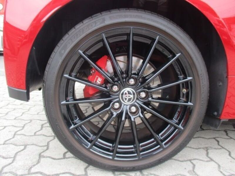 GR YARIS