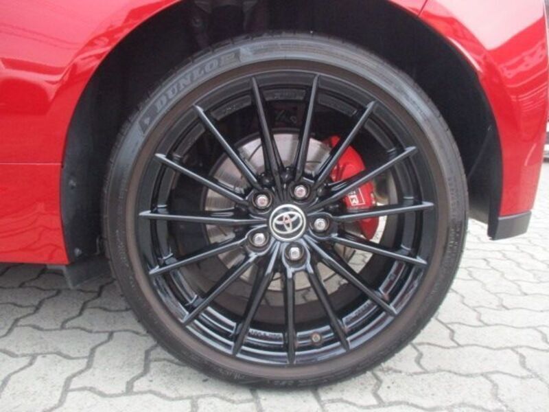 GR YARIS