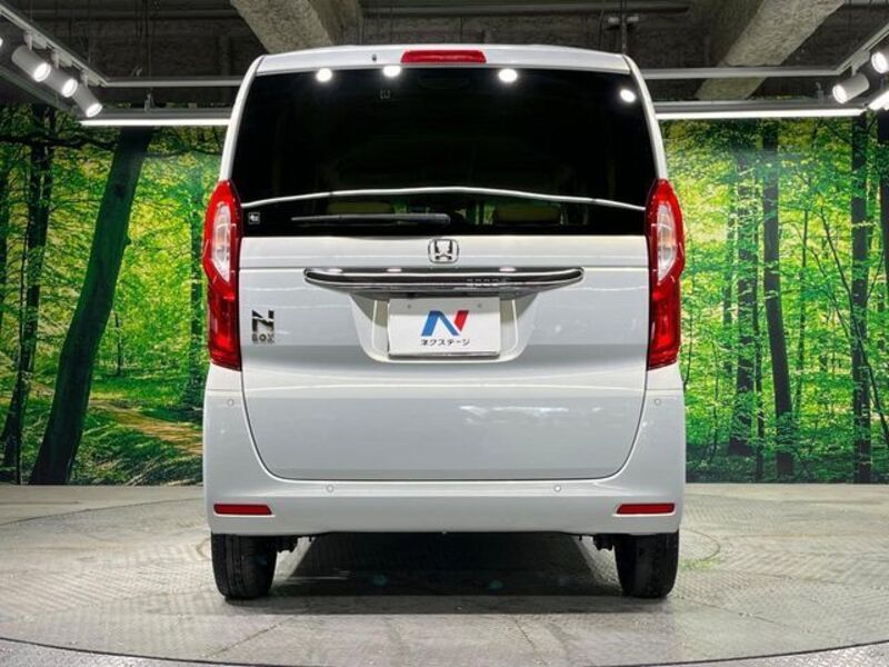 N BOX