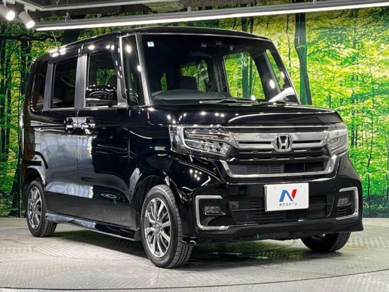 N BOX CUSTOM