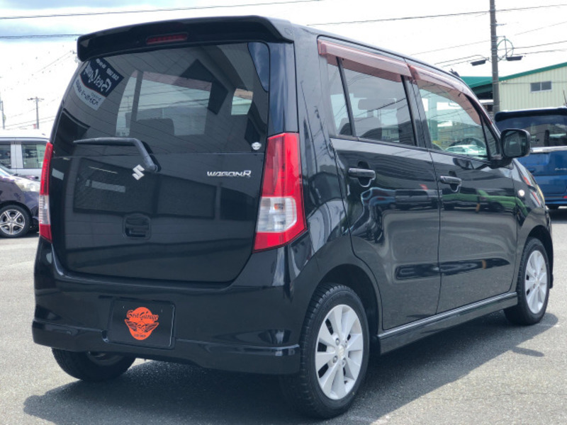 WAGON R