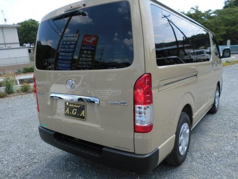 HIACE VAN