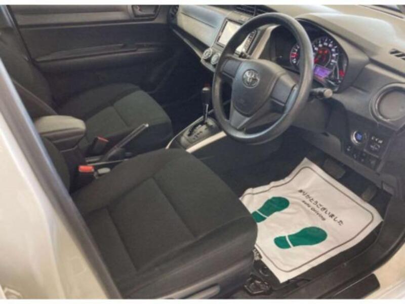 COROLLA FIELDER