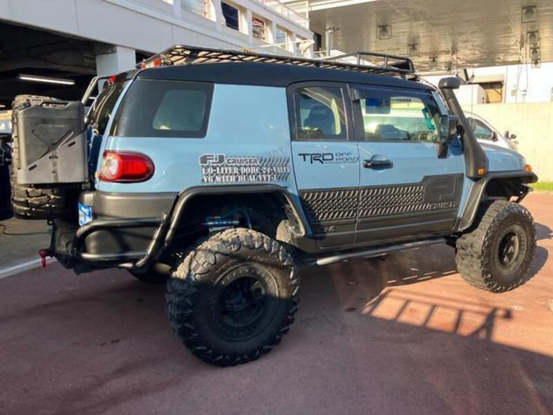 FJ CRUISER