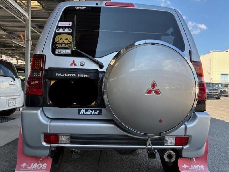 PAJERO MINI