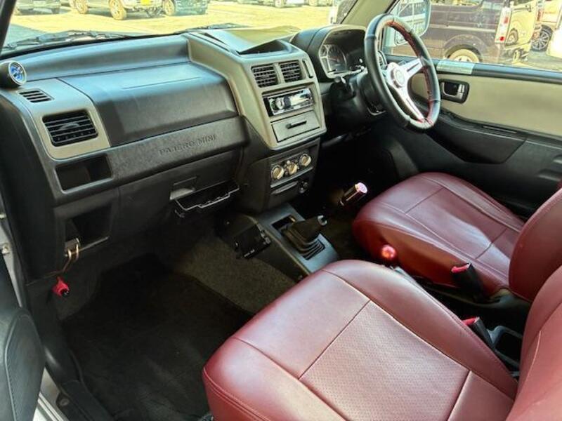 PAJERO MINI