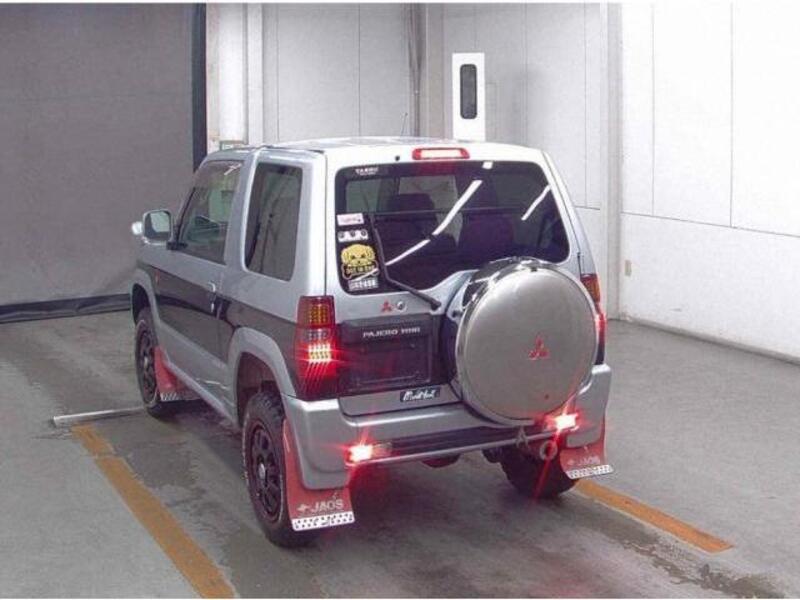PAJERO MINI
