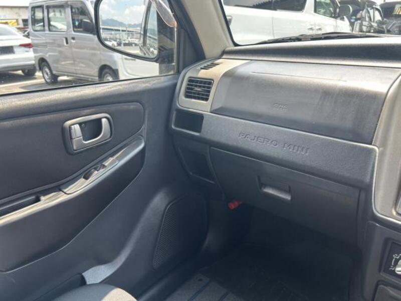 PAJERO MINI