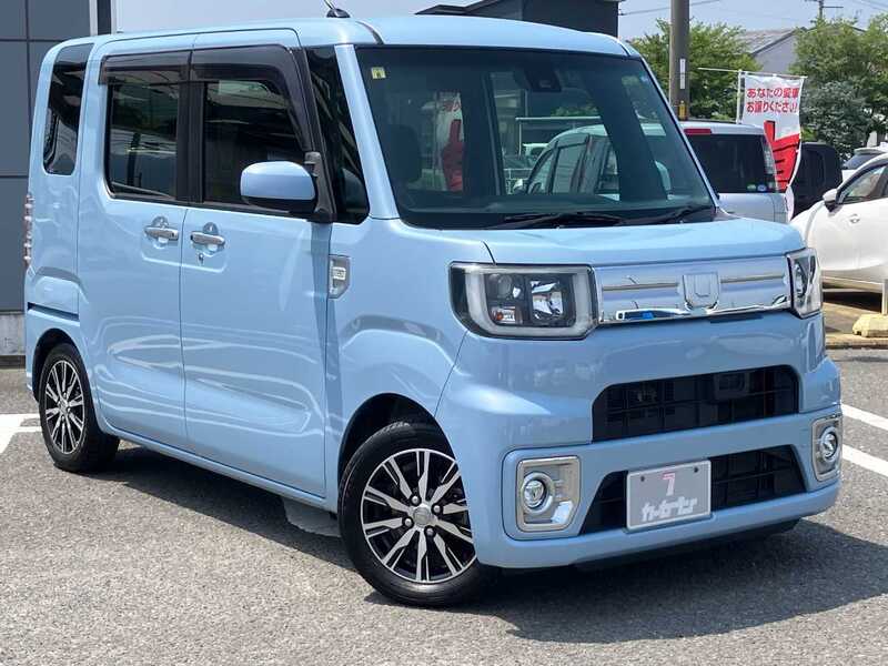 DAIHATSU WAKE