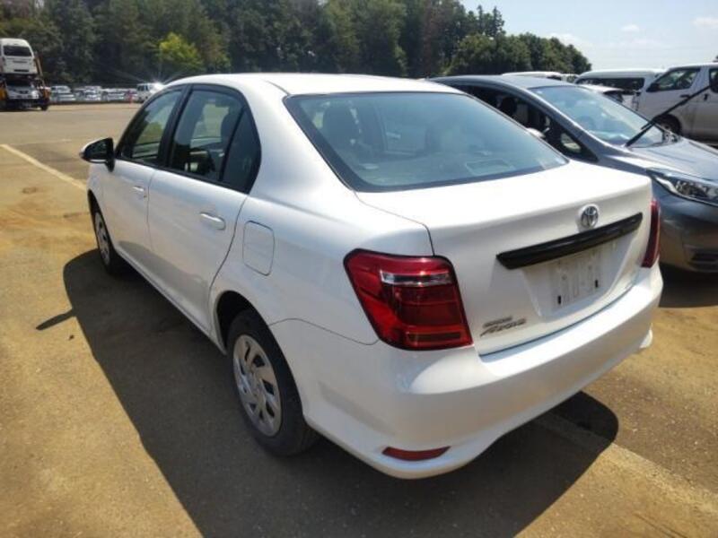 COROLLA AXIO