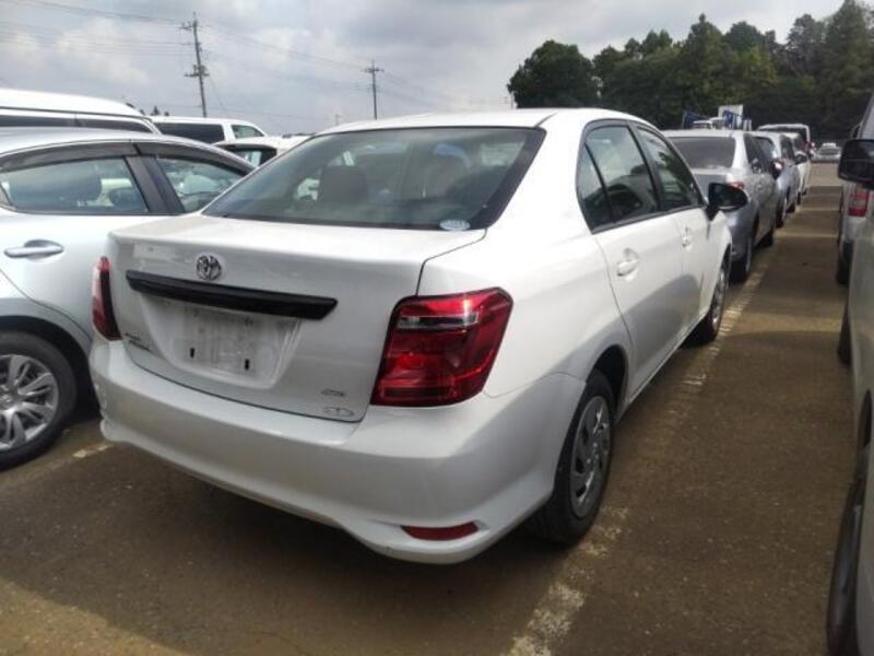 COROLLA AXIO