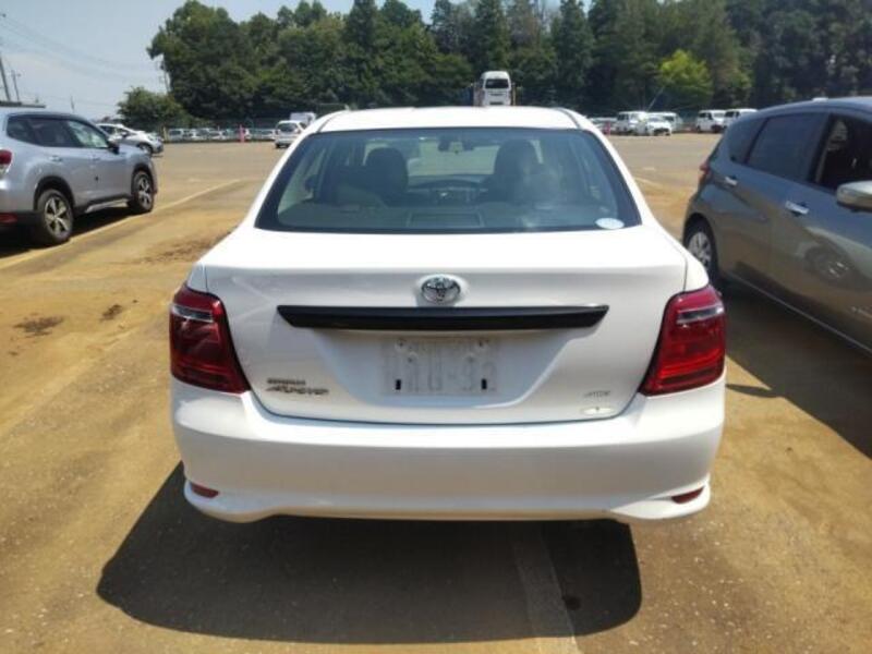 COROLLA AXIO