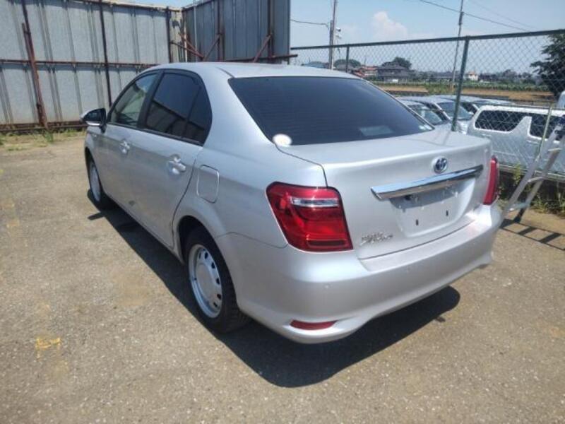COROLLA AXIO