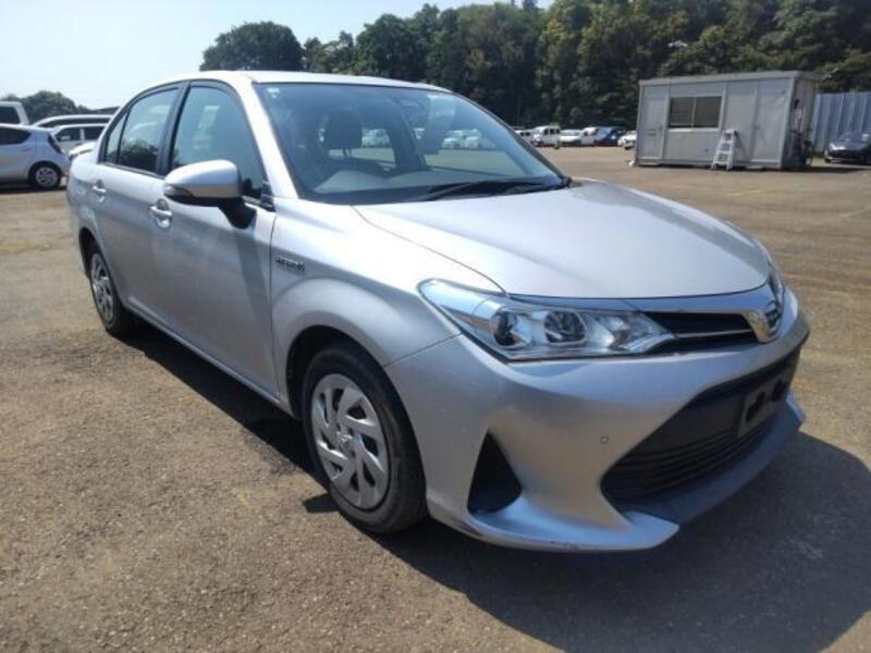 COROLLA AXIO